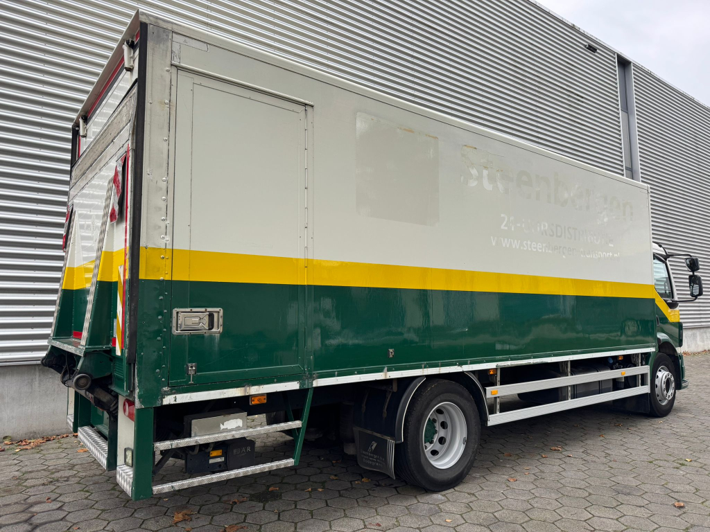 Volvo FL 240 / 6 Cylinder / 18 Tons / Tail Lift / TUV:5-2026 / NL Truck