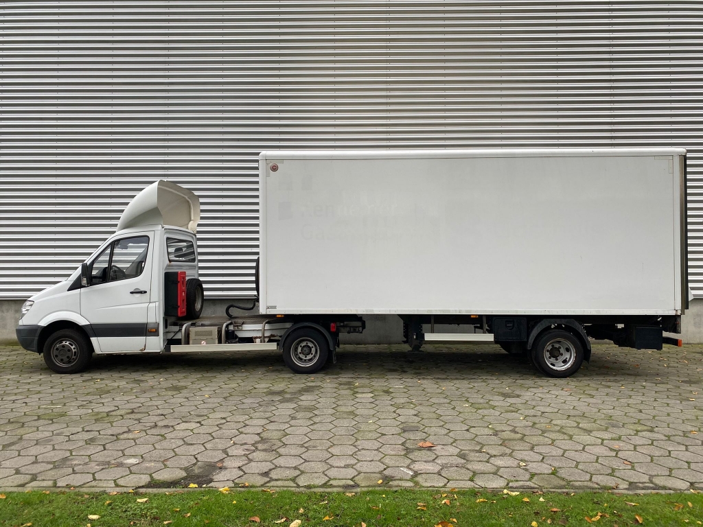 Mercedes-Benz Sprinter 516 CDI / BE / Automatic / Airco / Kuiper trailer Tail Lift / NL Van