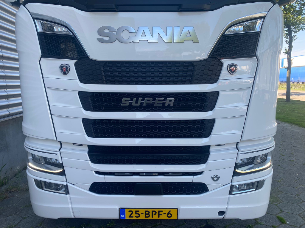 Scania S520 / 6X2 / V8 / Full Air / 390.000 KM /  TUV: 2-2024 / NL Truck