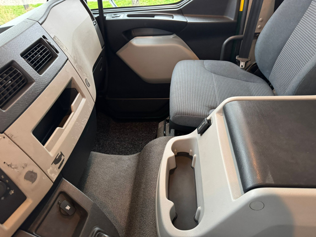 Volvo FL 240 / 6 Cylinder / 18 Tons / Tail Lift / TUV:5-2026 / NL Truck