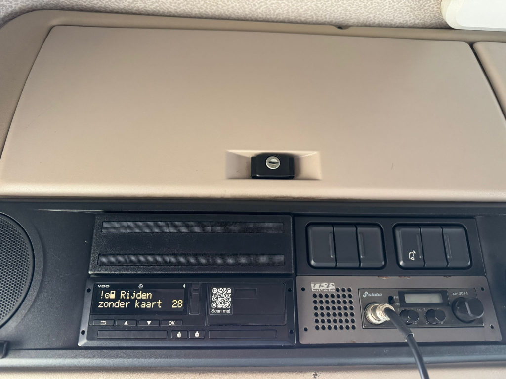 DAF XF 460 / Manual / Retarder / Mega  / Roof Klima / TUV:1-2026 / NL Truck