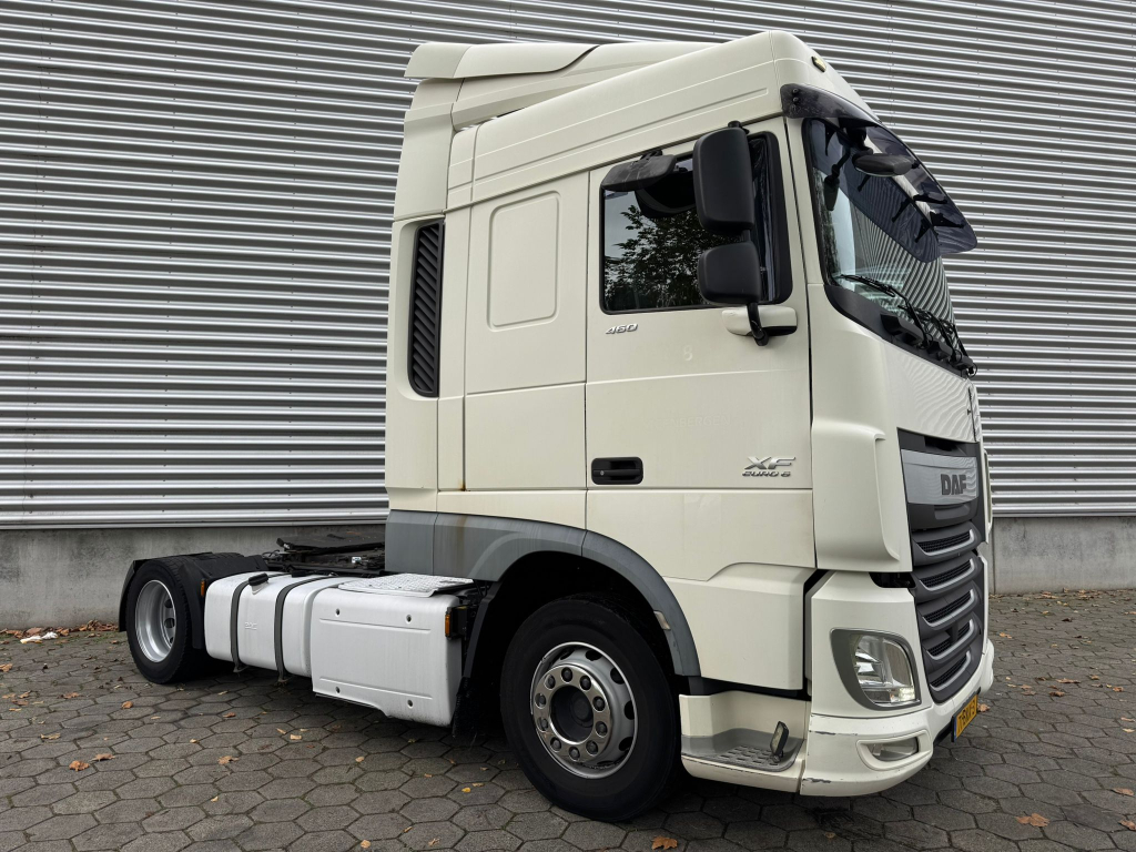 DAF XF 460 / Manual / Retarder / Mega  / Roof Klima / TUV:1-2026 / NL Truck