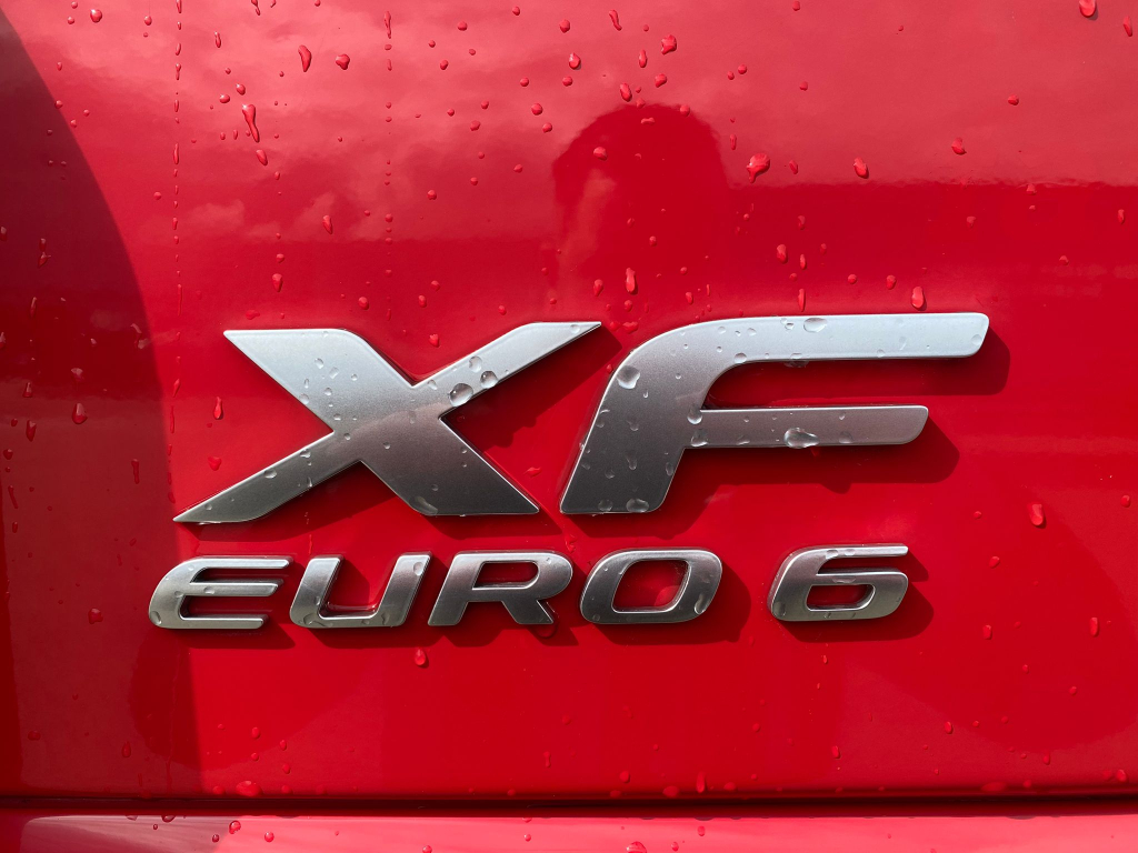 DAF XF 410 SSC / Manual / Euro 6 / TUV: 11-2023 / Belgium Truck