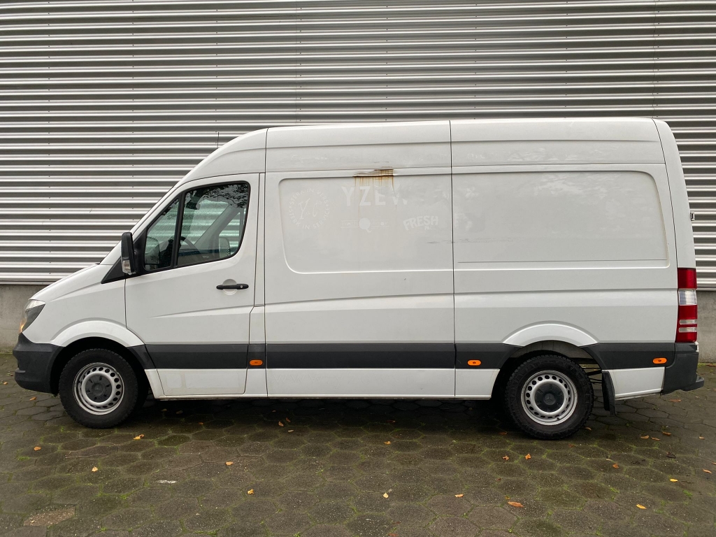 Mercedes-Benz Sprinter 313 CDI / 3 Seats / Klima / Carrier / Belgium Van